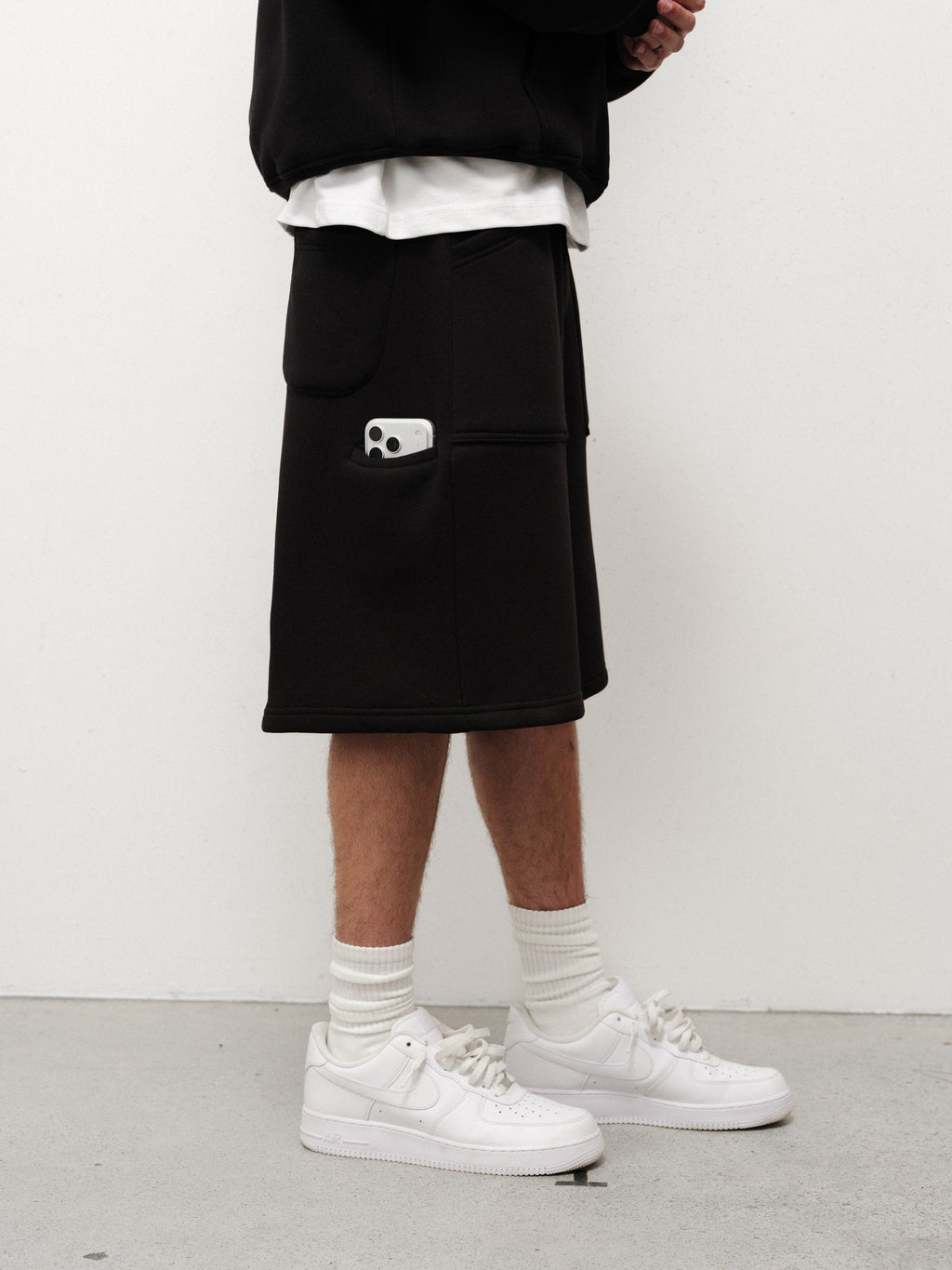 COZY SHORTS - BLACK