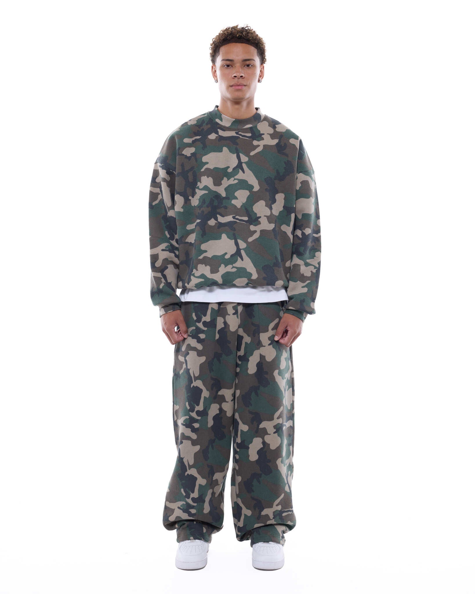 COZY SWEATER - CAMO