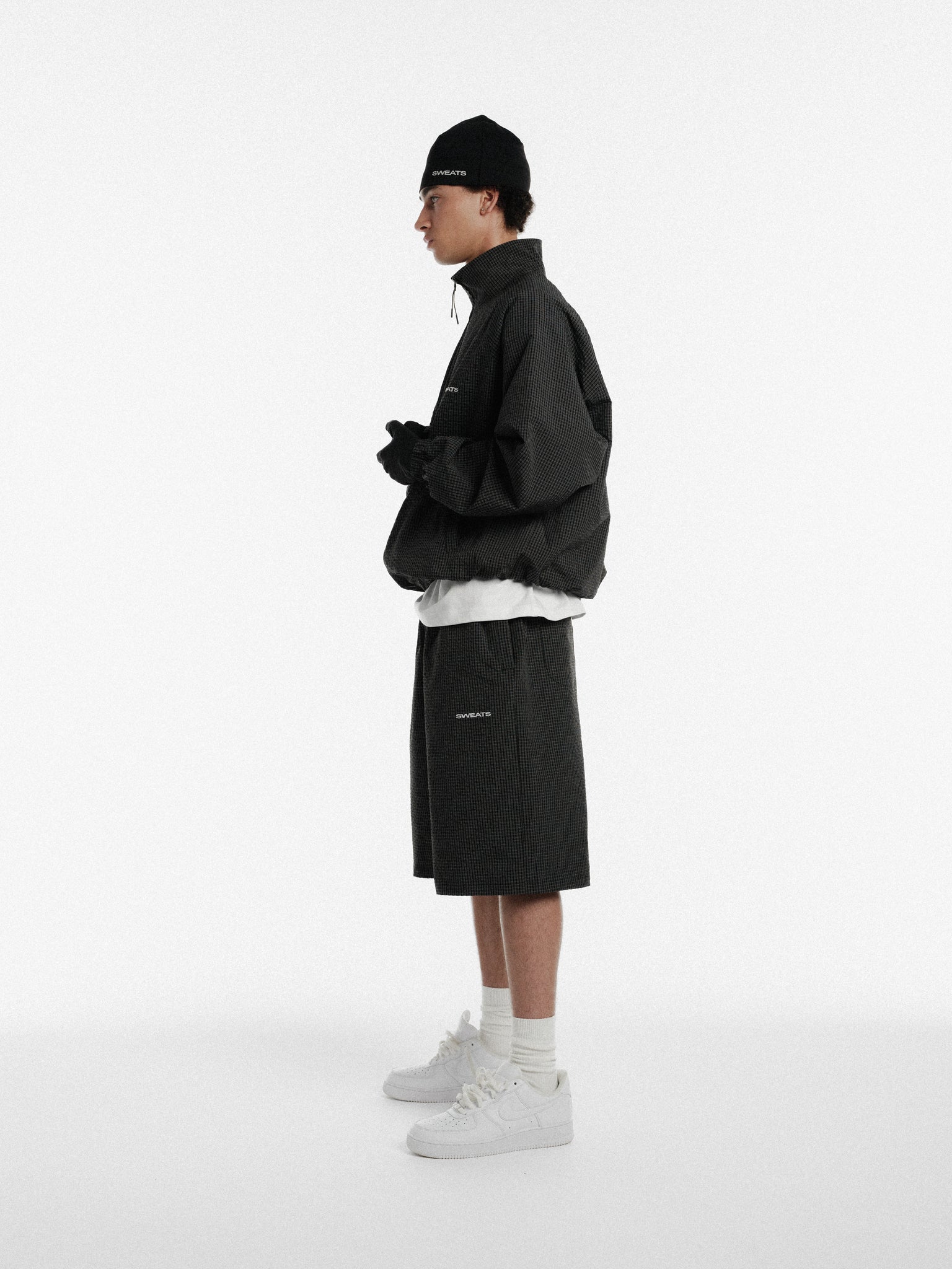 CHECKERED TRACK SHORT - BLACK/WHITE