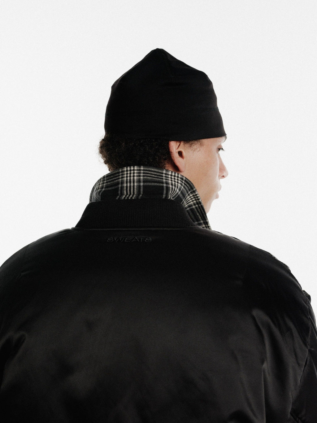 BOMBER JACKET - BLACK