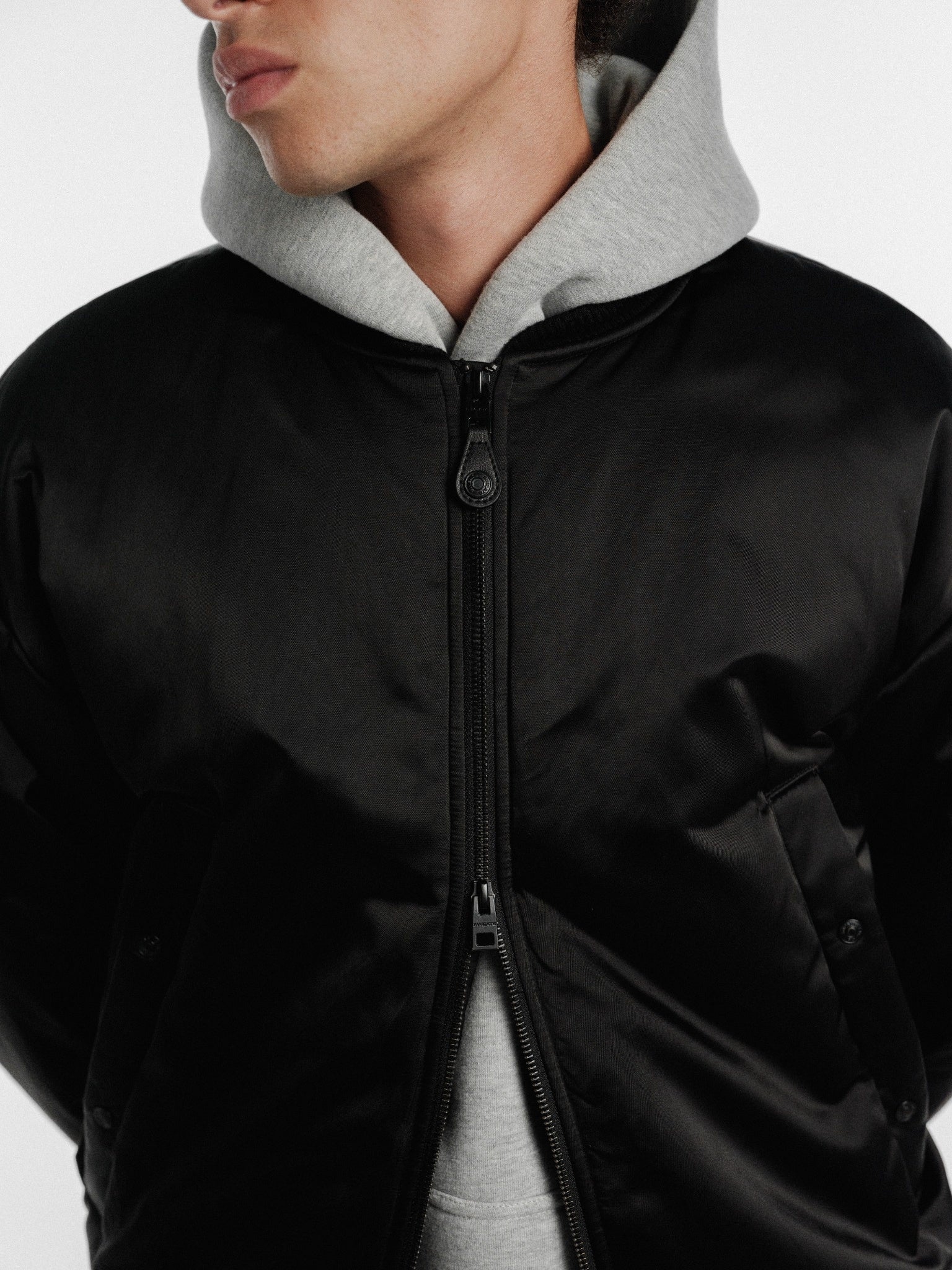 BOMBER JACKET - BLACK