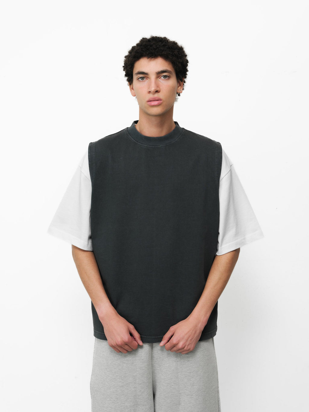 MUSCLE TEE - WASHED BLACK