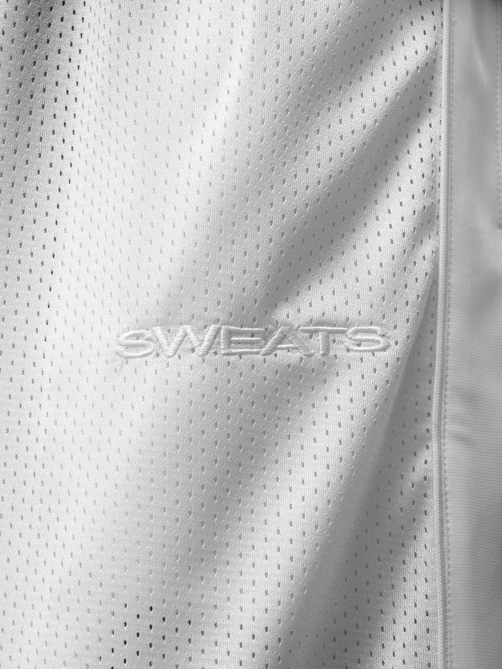 MESH SHORT - WHITE
