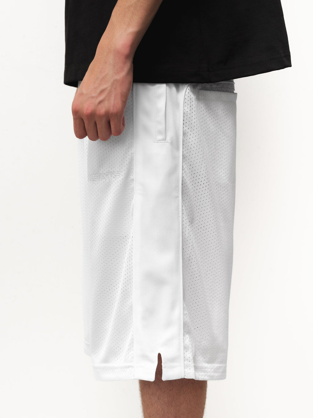 MESH SHORT - WHITE