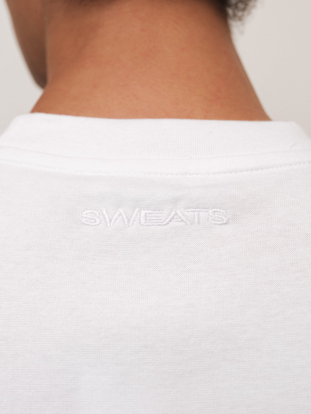 FITTED T-SHIRT - WHITE